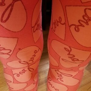 OS Valentines Leggings